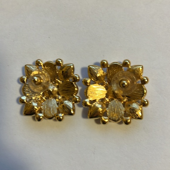 Unsigned gold tone earrings - post - Christmas / Holiday - (#0764) - Picture 2 of 2